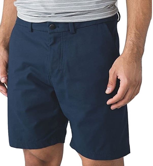 shorts for guys to wear on a summer drinks date or a first date or a hiking date 
